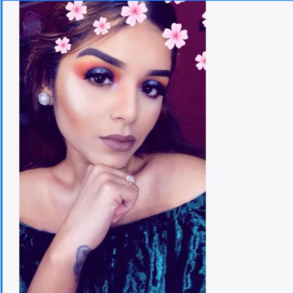 Meet your Posher, Annie - Picture 1 of 1